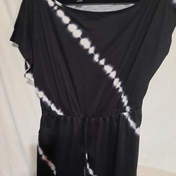 Ladies Tie - Dye Romper Size M - Picture 2 of 6